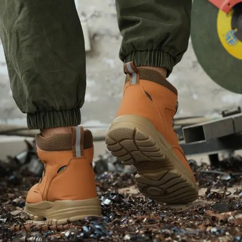 💪 Heavy-Duty Yet Lightweight: Men’s Multifunctional Work Shoes – Steel Toe & Flexible Sole