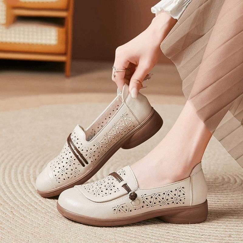 👡Women's Breathable Cutout Leather Loafers🌞 Enjoy Comfort And Style 🌞